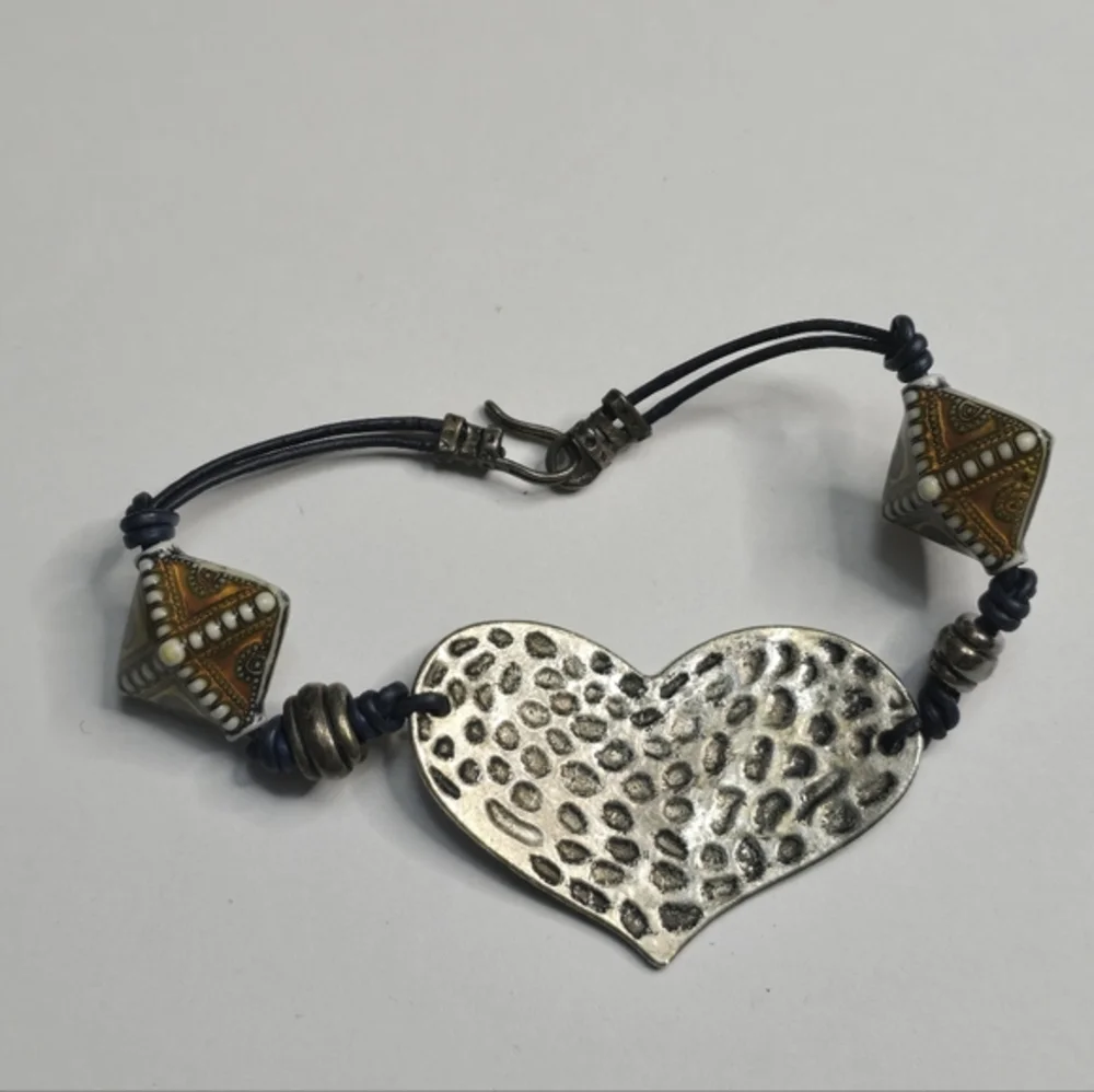 Handmade‎ Silver Heart Bracelet with Beaded Accents